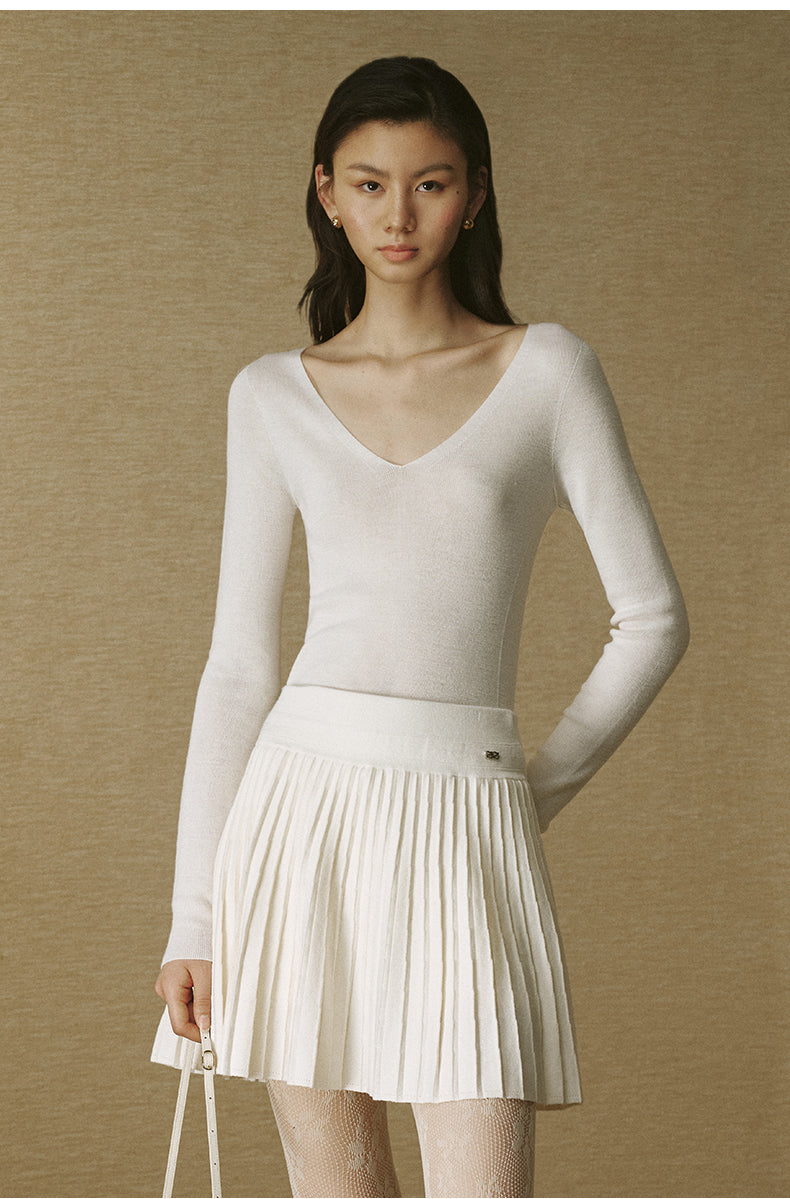 Seamless Wool V-Neck Top - Ivory White