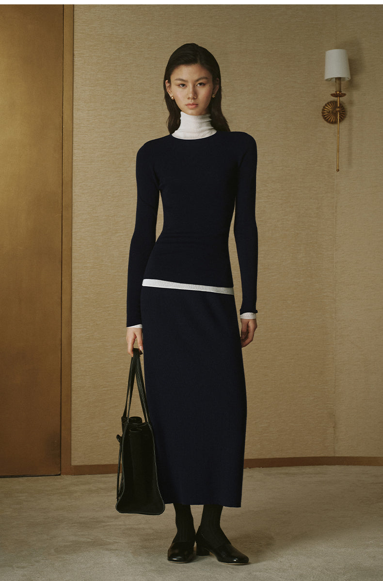 ZZ2FAKZL063 Seamless Wool Crewneck Deep Navy