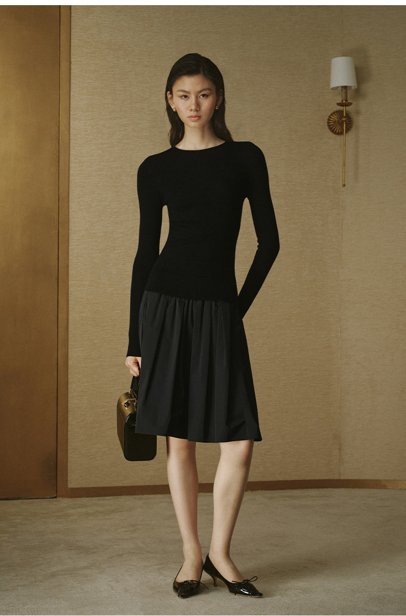 ZZ2FAKZL063 Seamless Wool Crewneck Ink Black