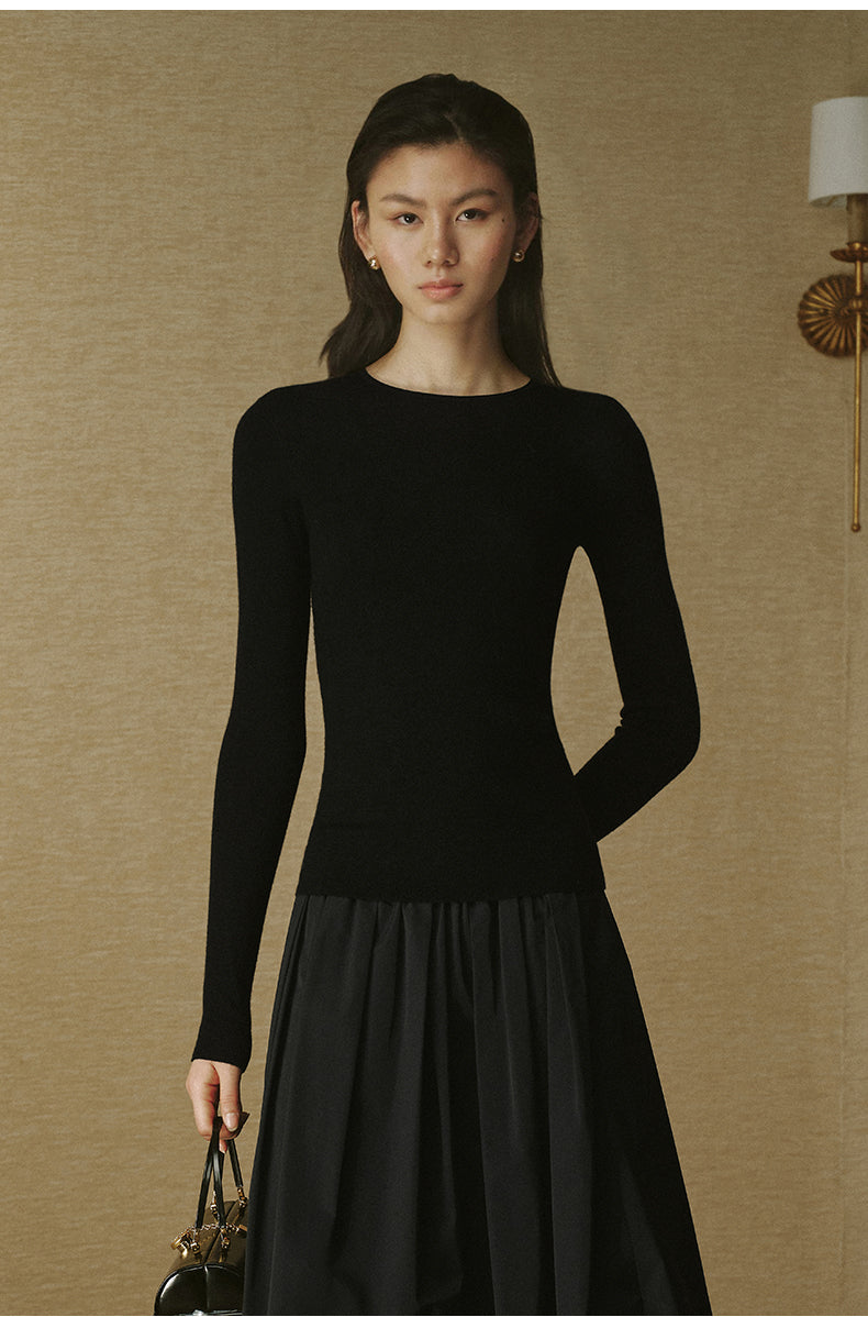 ZZ2FAKZL063 Seamless Wool Crewneck Ink Black