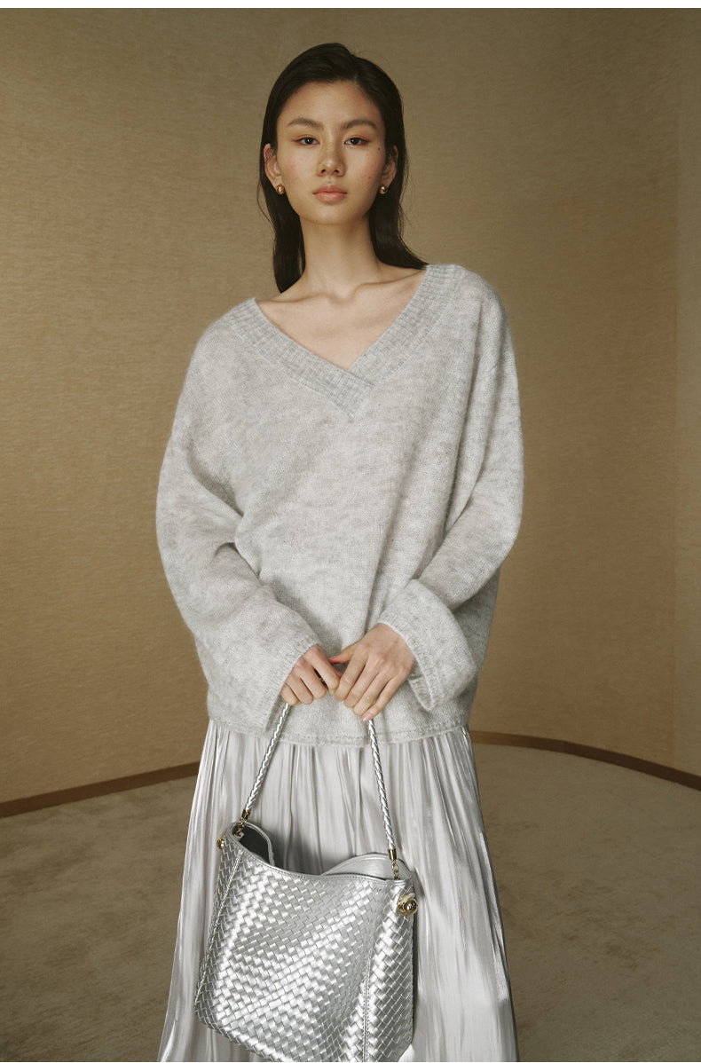 Relaxed Mohair V-Neck Pullover - Light Dew Grey