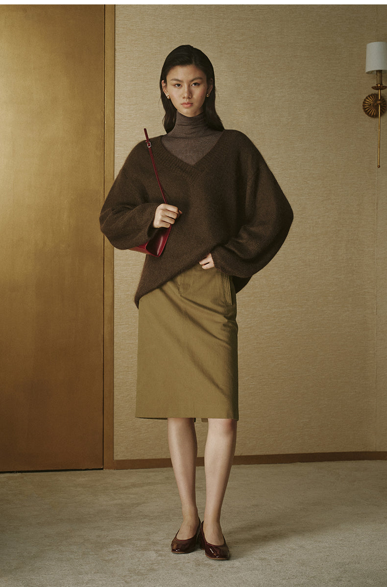 Relaxed Mohair V-Neck Pullover - Moss Green