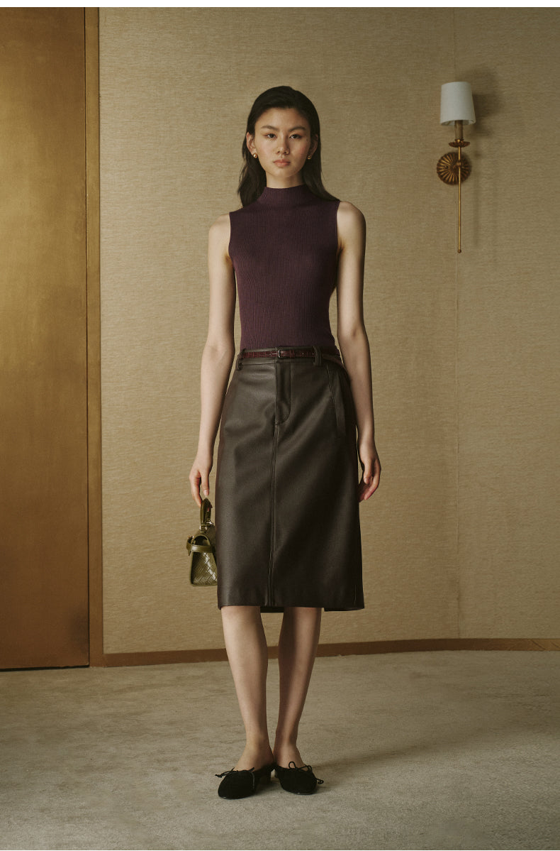 Crocodile-Embossed Leather Belt - Deep Glaze Red
