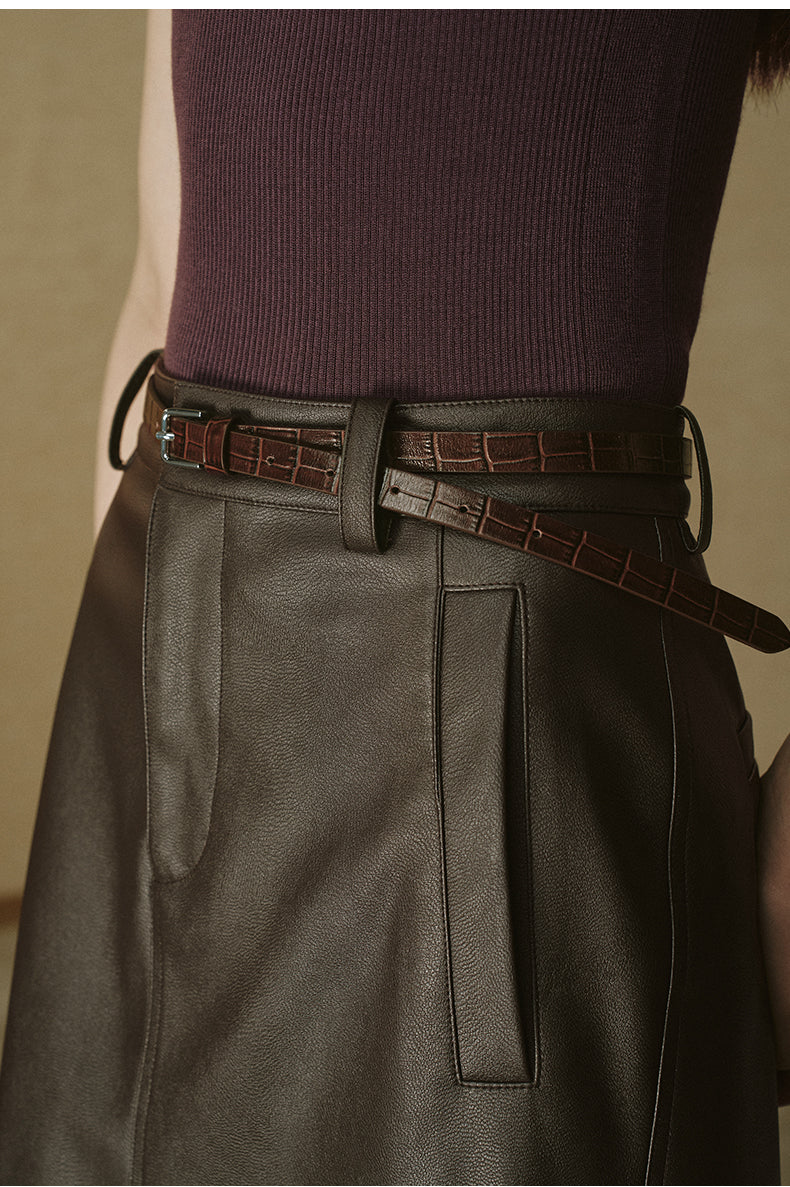 Crocodile-Embossed Leather Belt - Deep Glaze Red