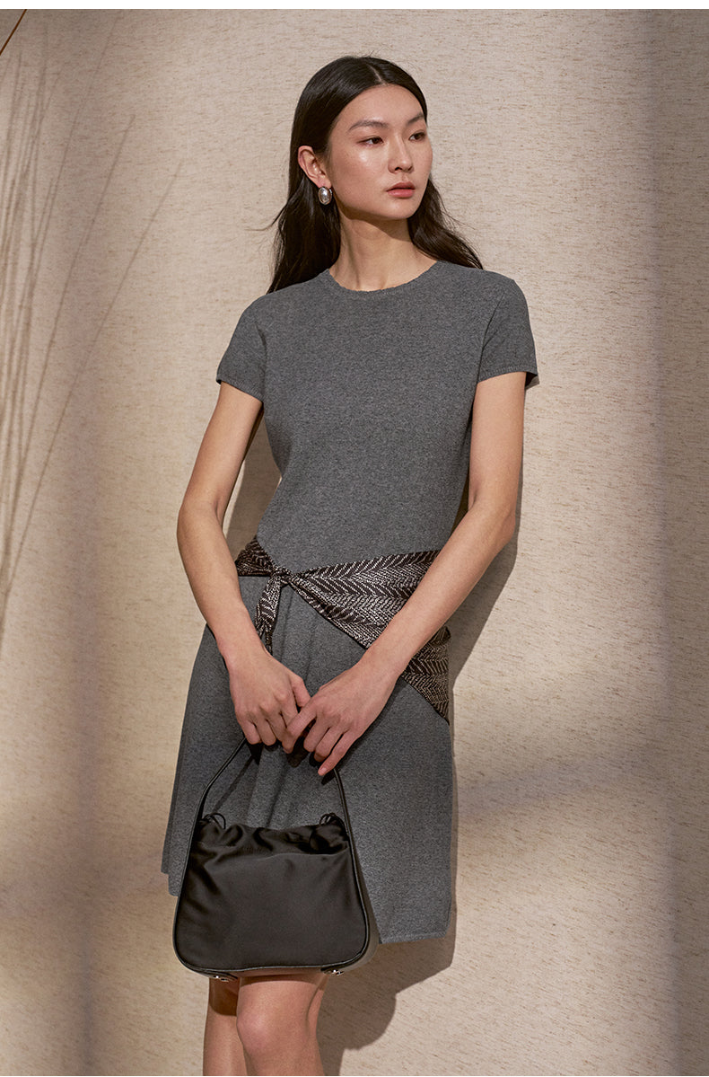 ZZ2FMKLN062 Deep Smoke Grey