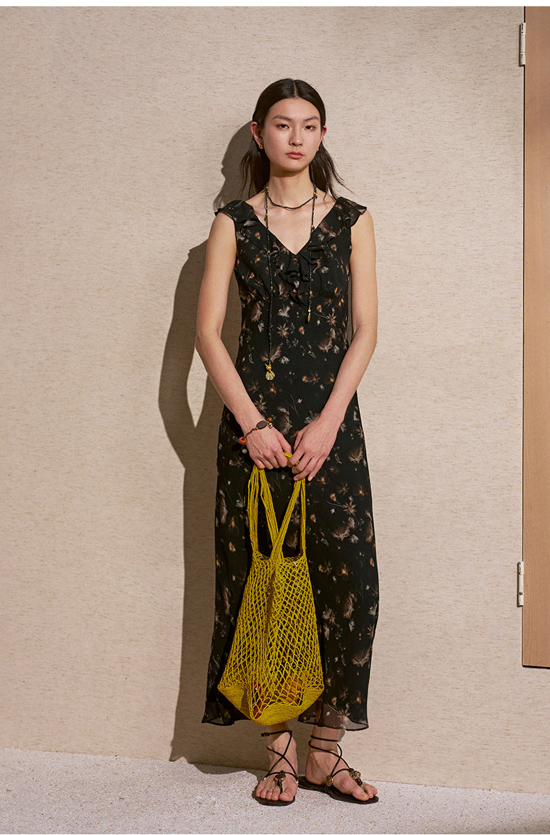 ZZ2FMWLQ050 Black Floral