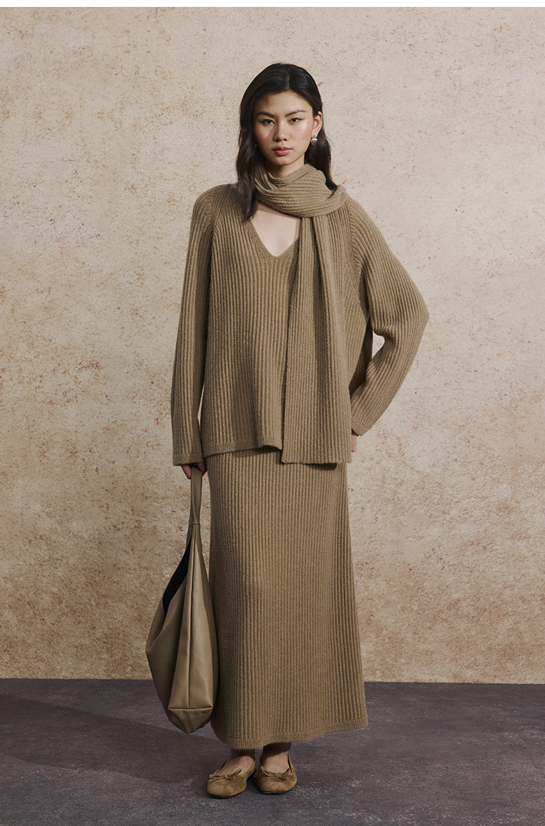 ZZ2EAKZN051 Alpaca V-Neck Knit