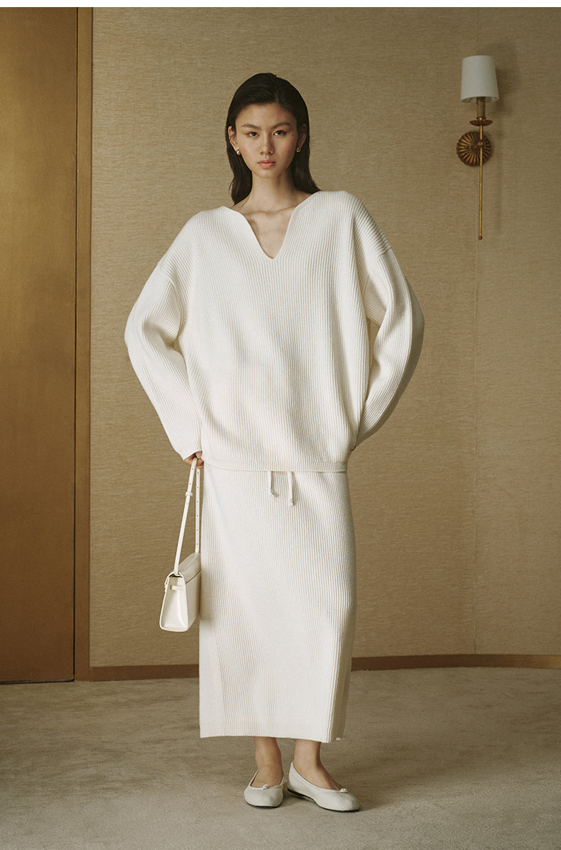 Petal-Collar Pure Wool Sweater - Ivory White - view 2