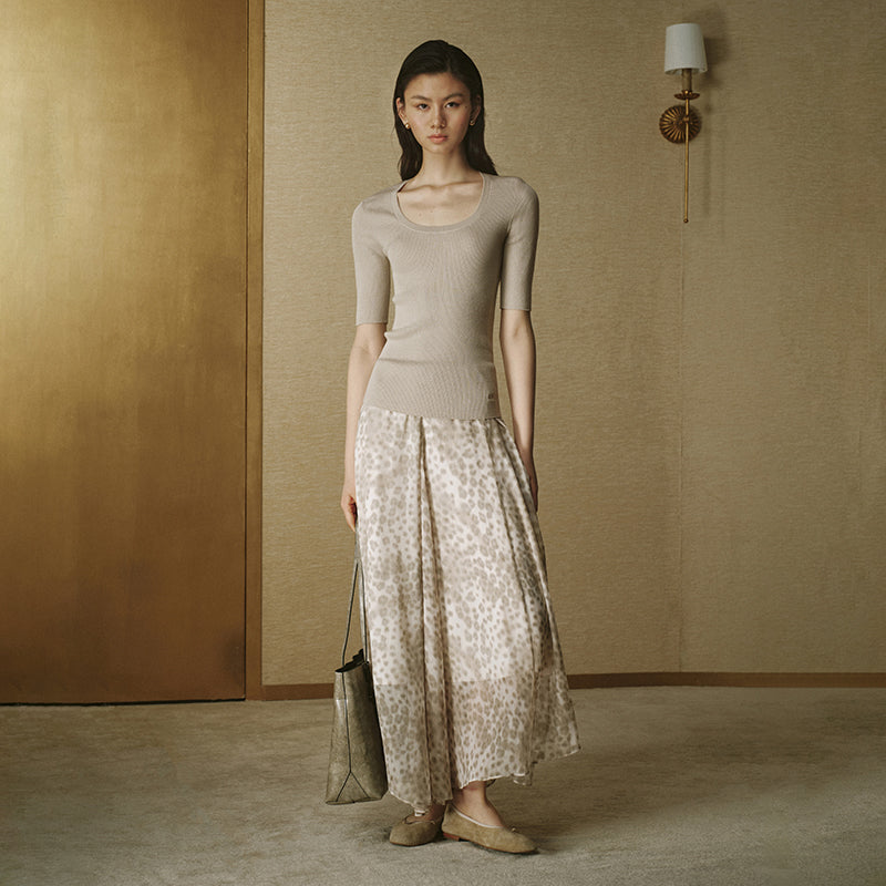 Seamless Mockneck Knit Tee First Snow Beige