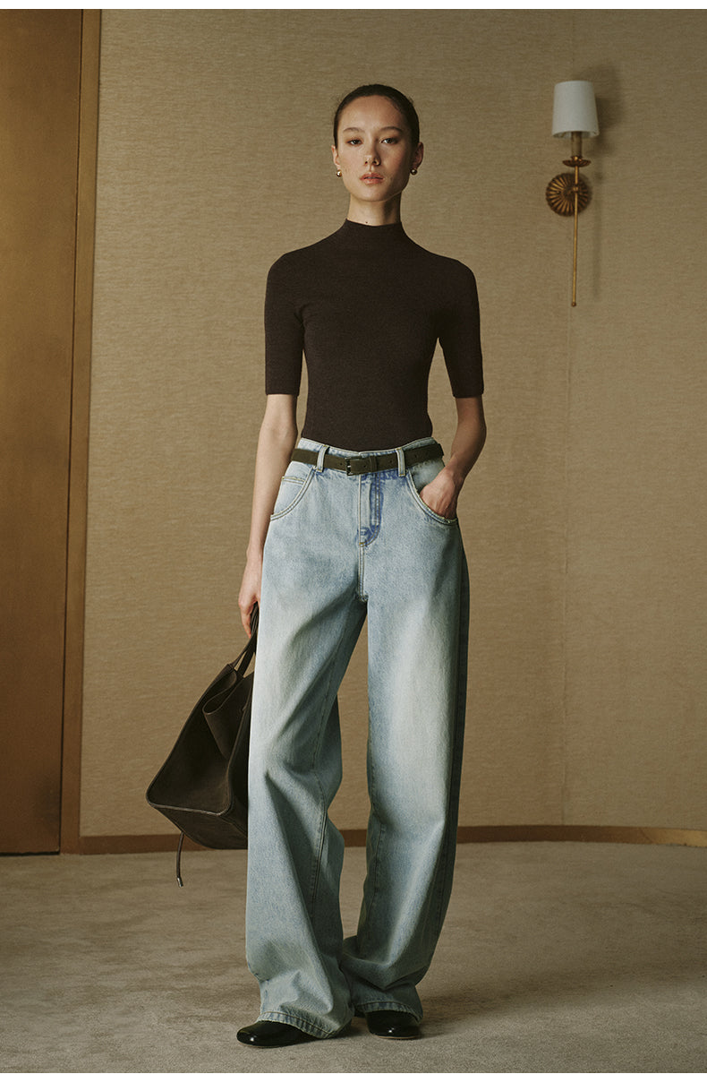 Seamless Wool Mock-Neck Tee Tea Brown