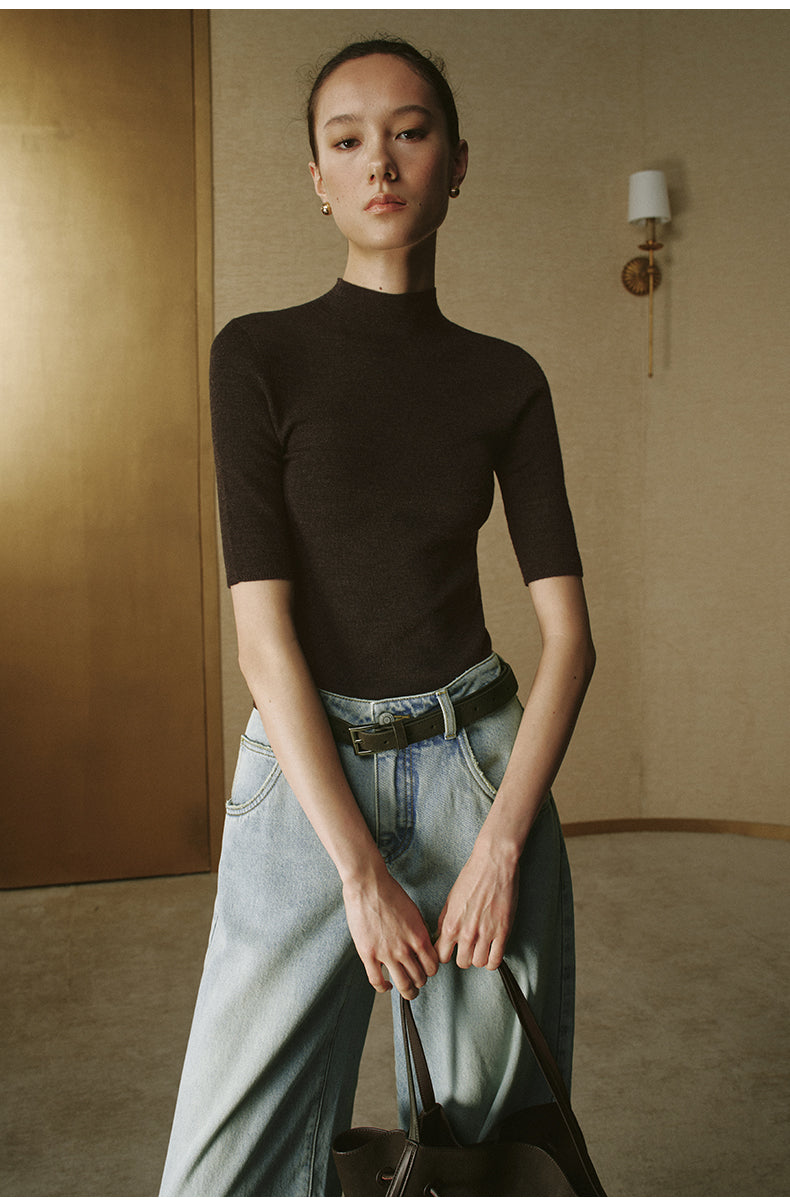 Seamless Wool Mock-Neck Tee Tea Brown