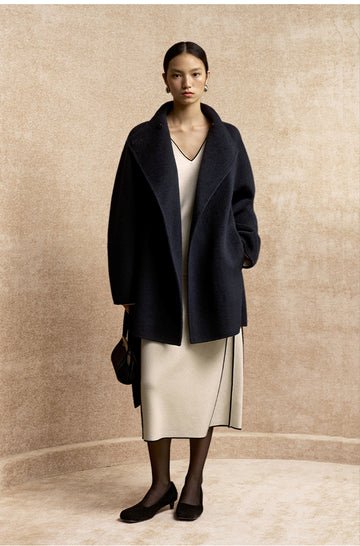 Yulangan Contrast Edge Wool Skirt in Ivory White - view 3