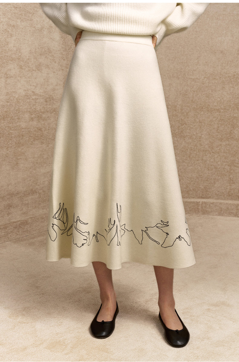 Fuhuajin Embroidered Wool Blend Skirt in Ivory White - view 1