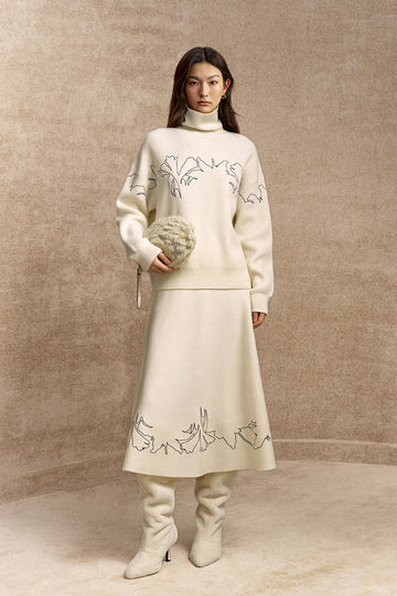Fuhuajin Embroidered Wool Blend Skirt in Ivory White - view 4