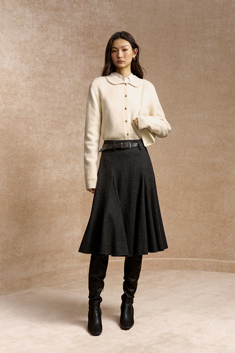 Duqing Peter Pan Collar Cardigan in Ivory White - view 1