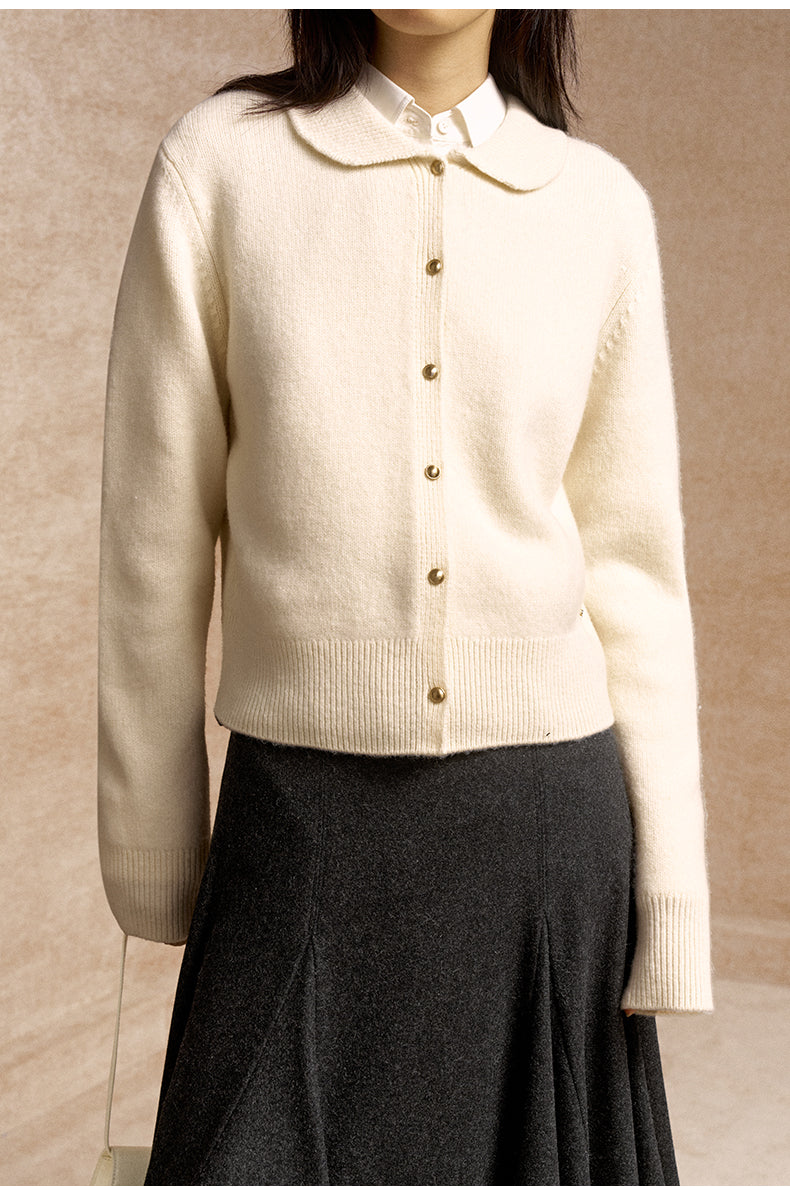 Duqing Peter Pan Collar Cardigan in Ivory White - view 4