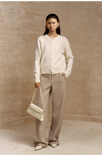 Qi Luo Xiang Floral Knit Cardigan in Ivory White - view 2