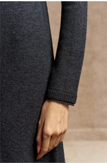 Qiezuoling V Neck Wool Knit Dress in Deep Smoke Grey - view 4