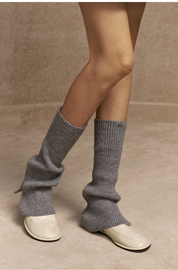 Xi Tang Man Flared Knit Legwarmers - Stone Grey