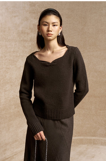 Nanlouling Sweetheart Wool Cashmere Sweater in Olive Brown - view 2