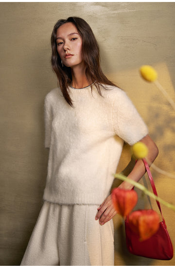 Shengshengling Alpaca Blend Short Sleeve Knit in Ivory White - view 3