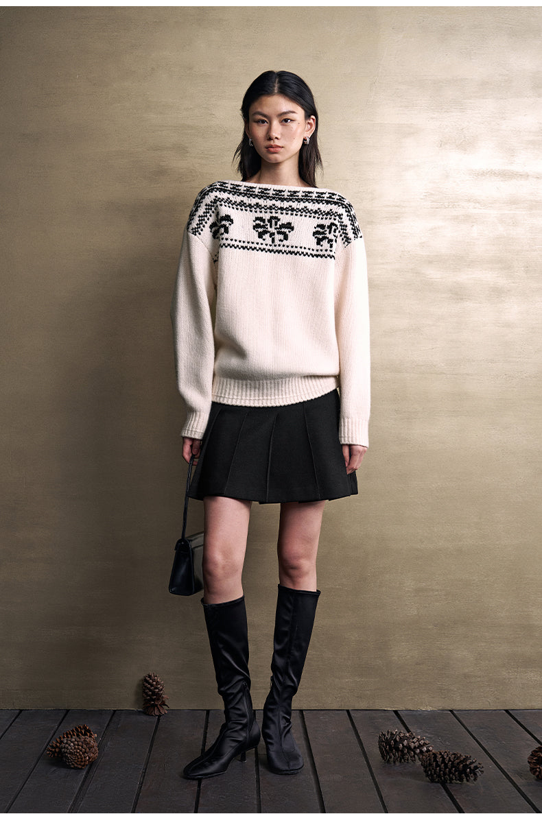 Hei Bai Ling Floral Yoke Sweater in White Black Floral - view 1