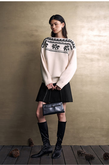 Hei Bai Ling Floral Yoke Sweater in White Black Floral - view 3