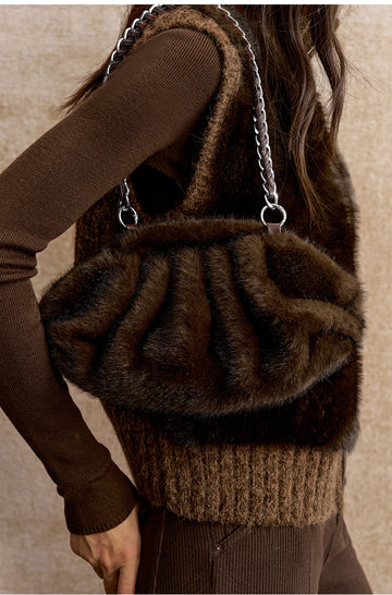 Zhouyele Faux Fur Shell Bag in Chestnut Brown - view 2 - Chestnut Brown