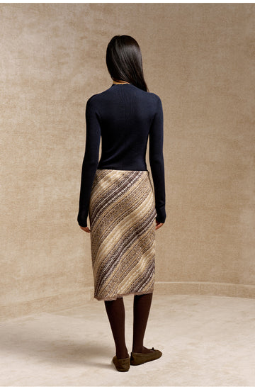 Jichunzhi Diagonal Tweed Pencil Skirt in Vintage Melange Brown - view 2