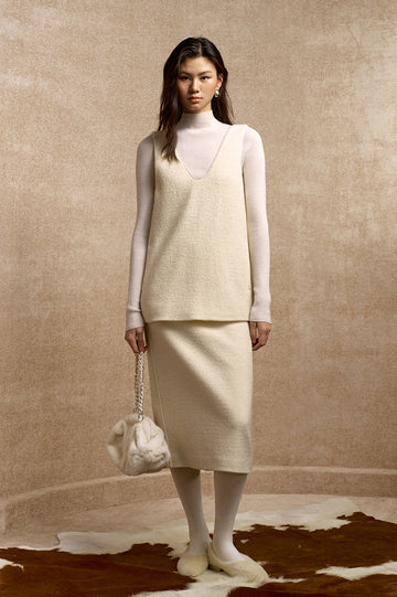 Quanerci Deep V Wool Layering Vest in Ivory White - view 2