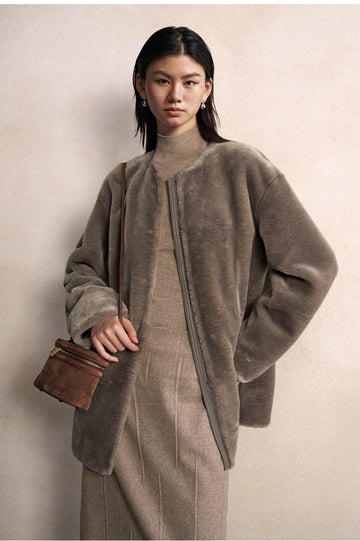 Shen Xian Hui Collarless Faux-Fur Jacket in Milk Tea - view 4