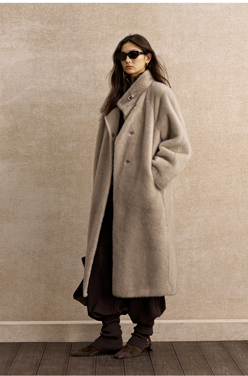 Yuemi Convertible Collar Faux-Fur Coat in Misty Grey - view 2