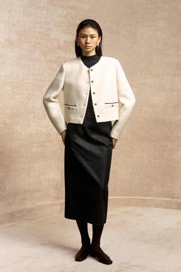 Lupanjin Contrast Trim Wool Jacket in Ivory White - view 2