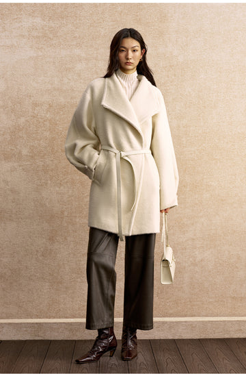 Dongshengsui Belted Alpaca Wool Coat in Ivory White - view 3