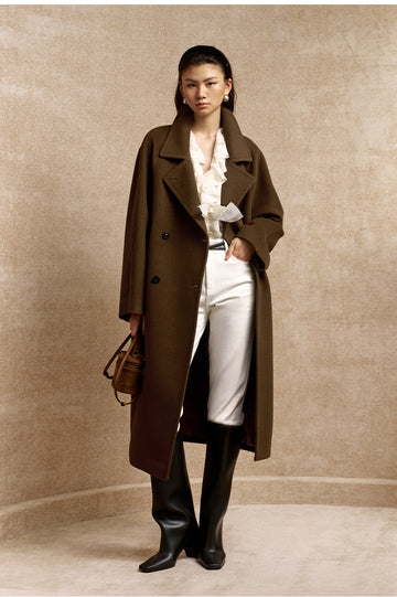 Ta Que Zhi Double-Breasted Wool Coat in Roasted Brown - view 3