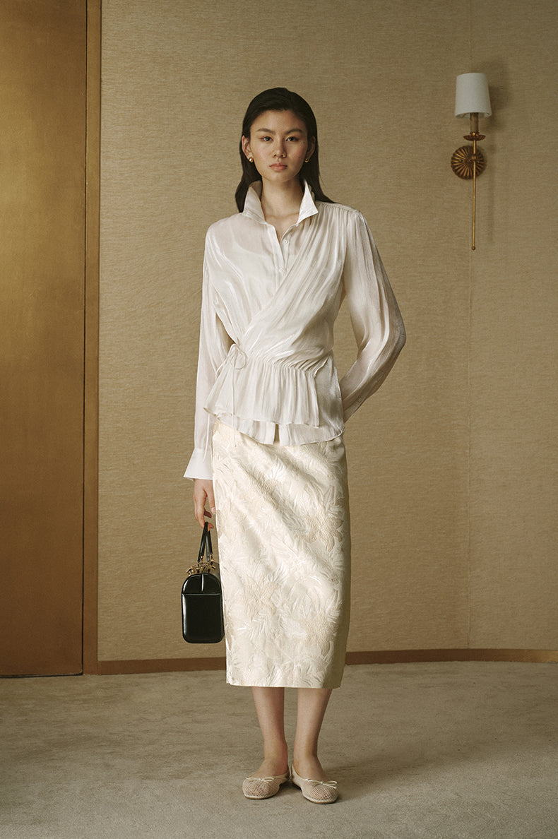 Fluid Sculpted Collar Shirt