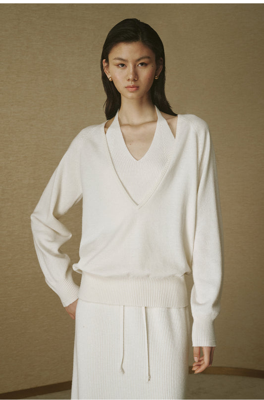 Deep U-Neck Wool Sweater - Ivory White - view 2