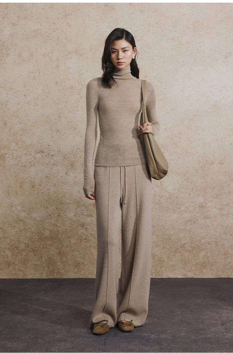Seamless Wool Turtleneck Knit - Warm Grey Beige - view 1