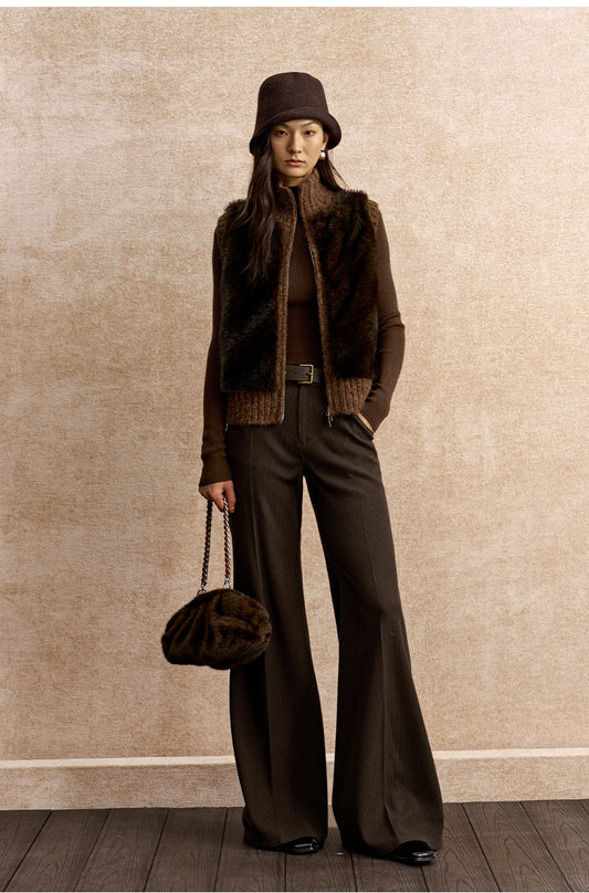 Xiang Si Yuan Textured Knit Vest - Sandalwood Brown